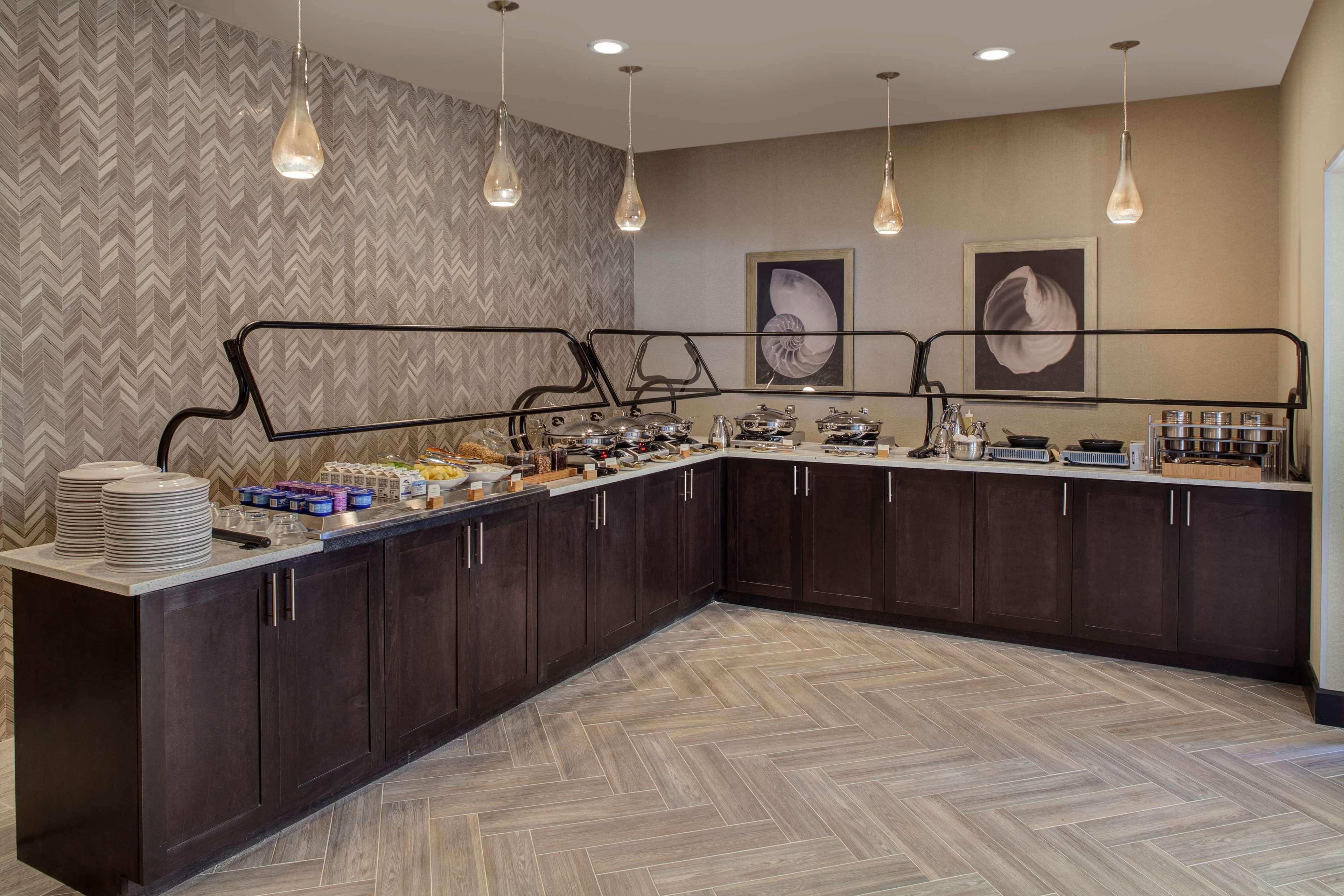 Doubletree By Hilton Airport Jacksonville