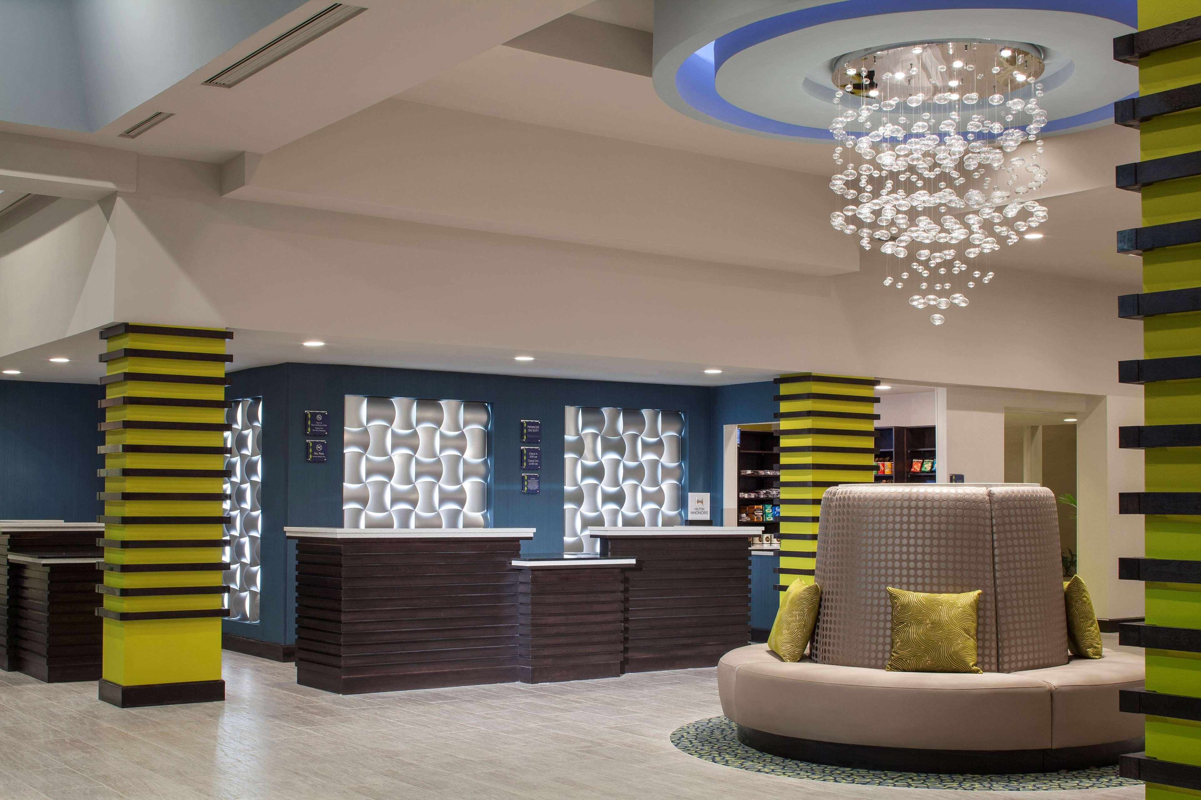 Doubletree By Hilton Airport 4*
